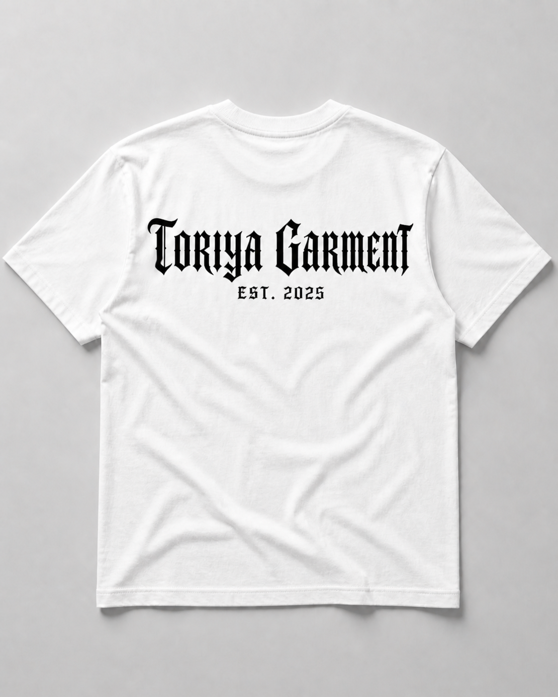 WHITE TEE BLACK BACK